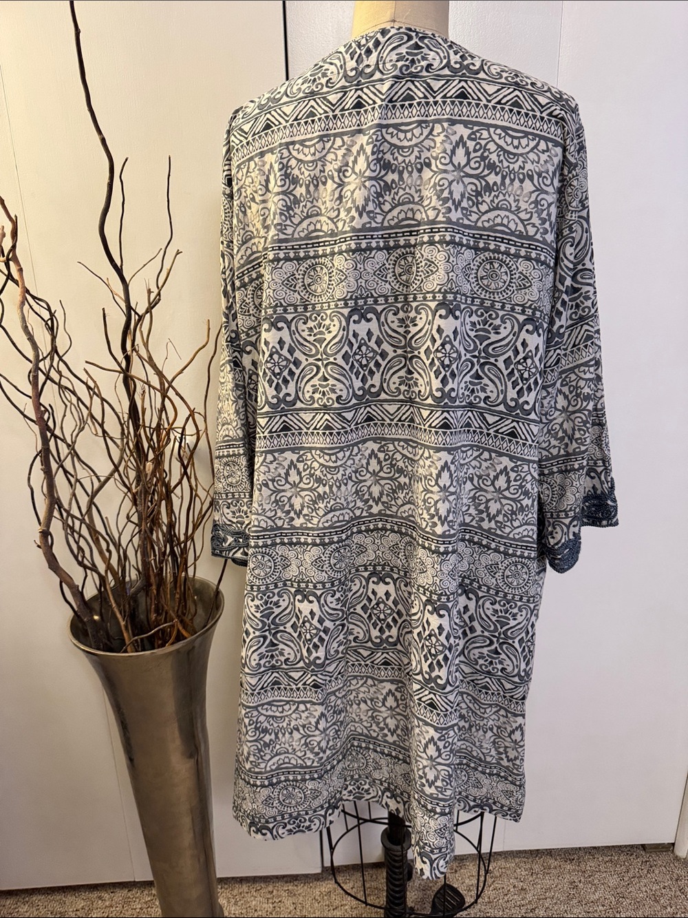 Lands' End White and Navy Paisley V-Neck Swim Coverup - Picture 5 of 8
